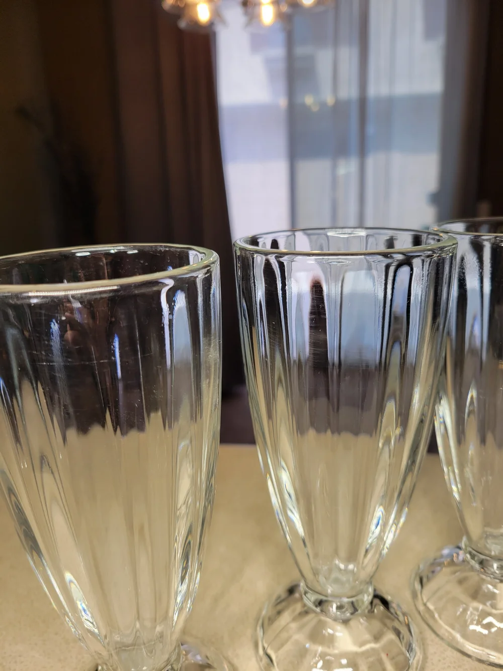 Set of 4 Vintage Clear Glass Milkshake / Soda Fountain Glasses - 12oz